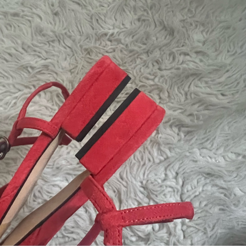 Doen Cristina T Strap Flat - Fuego Suede - Picture 6 of 9